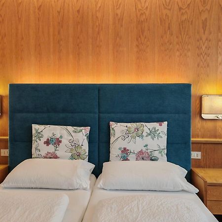 Hotel Alpenblick Sarentino Kültér fotó