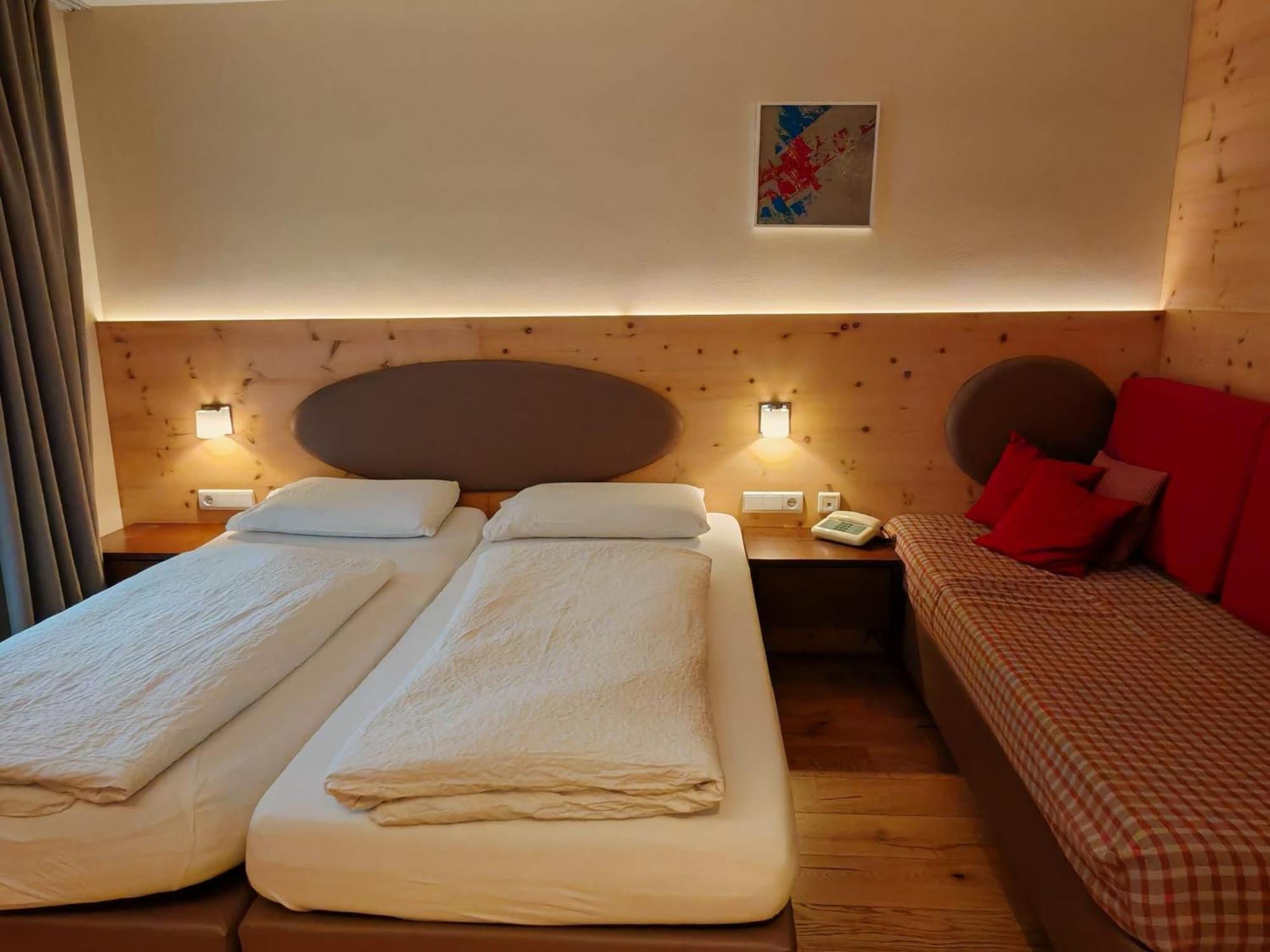 Hotel Alpenblick Sarentino Kültér fotó
