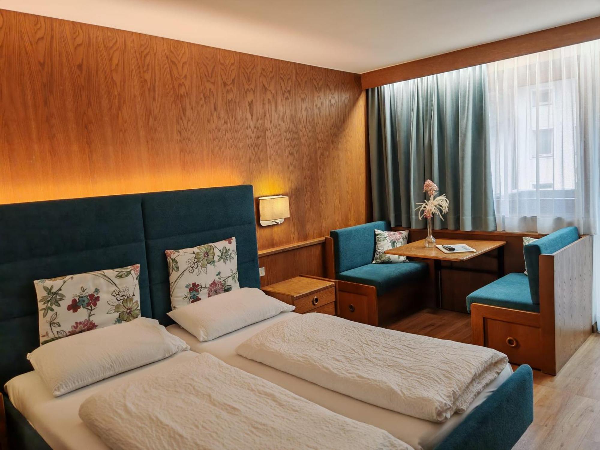 Hotel Alpenblick Sarentino Kültér fotó