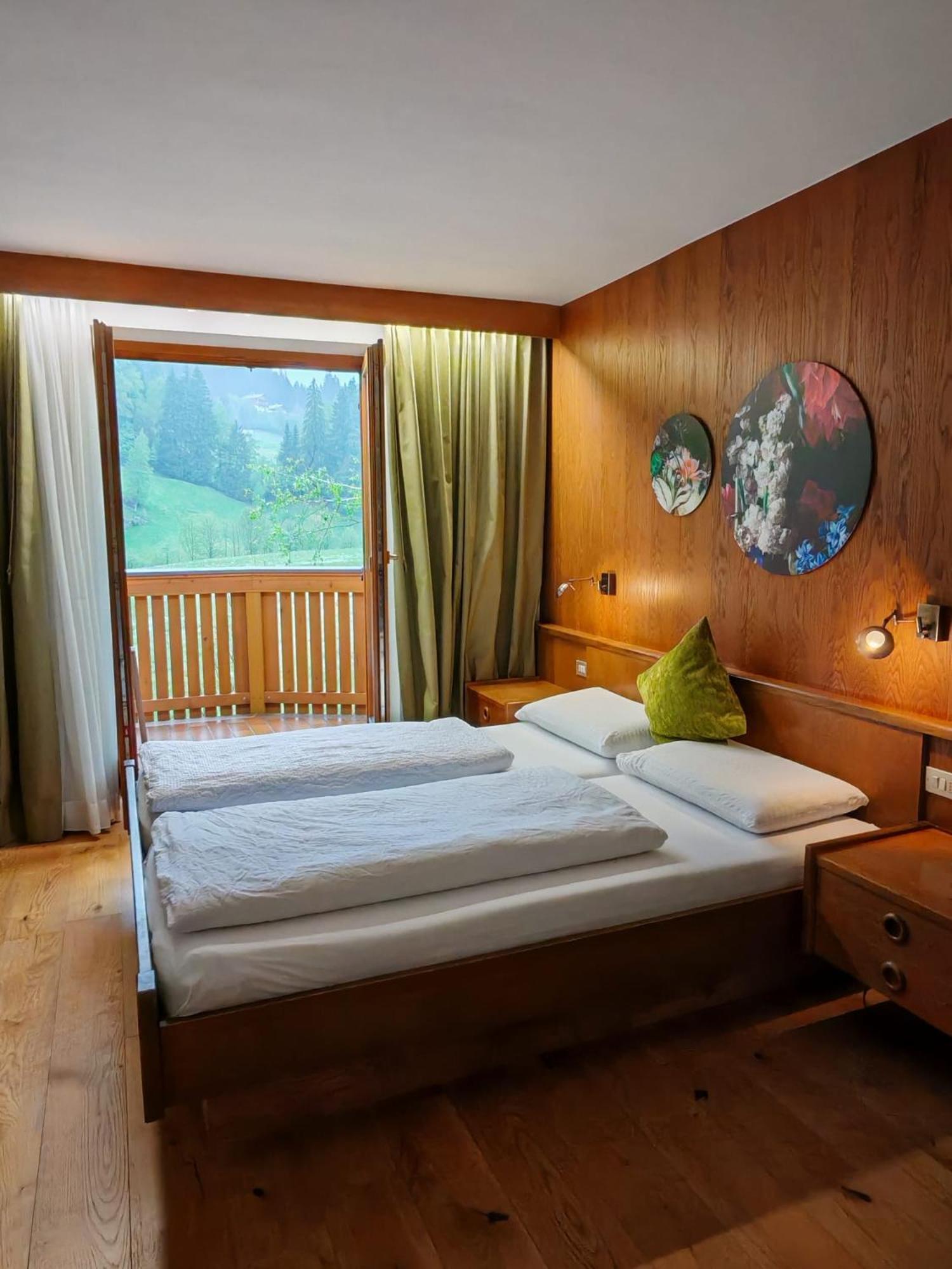 Hotel Alpenblick Sarentino Kültér fotó