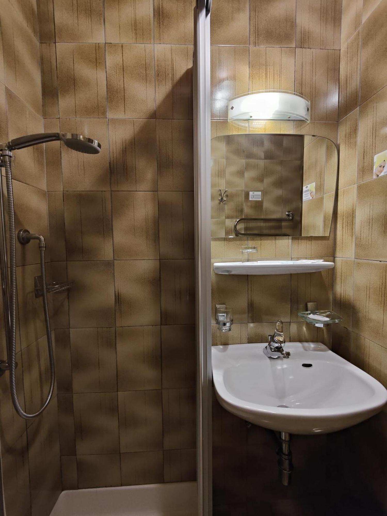 Hotel Alpenblick Sarentino Kültér fotó